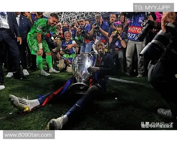 法国2018年足球明星的辉煌历程与背后故事解析